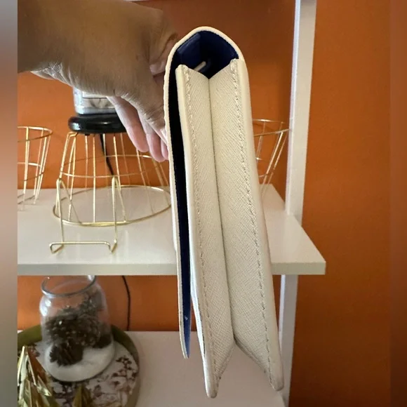 KATE SPADE Lily Ave Kiki White Clutch (NWOT) - Picture 13 of 14